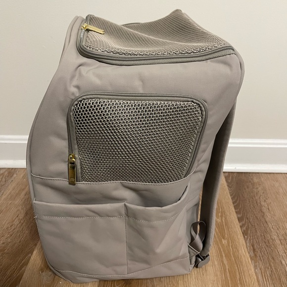 Target Pet Carrier Backpack - Picture 4 of 8